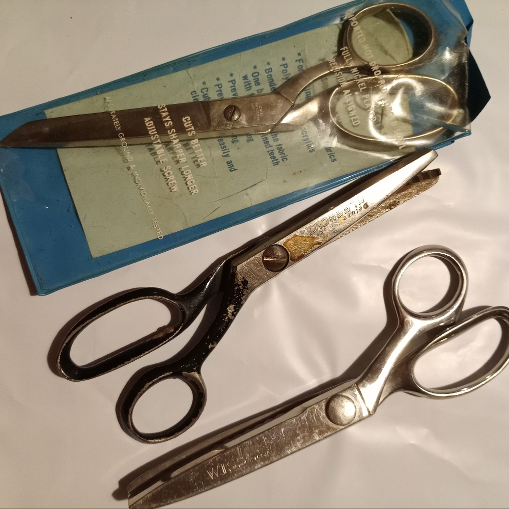 3 Pairs Of Vintage wiss,one hand forged in Italy,Kleencut, scissors